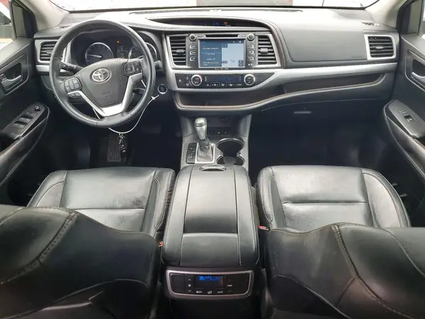 5TDJKRFH7GS301002 2016 TOYOTA HIGHLANDER - Image 8