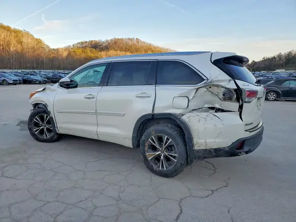 5TDJKRFH7GS312579 2016 TOYOTA HIGHLANDER - Image 2