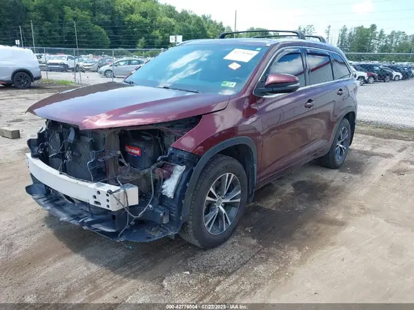 5TDJKRFH7GS313330 2016 TOYOTA HIGHLANDER - Image 2