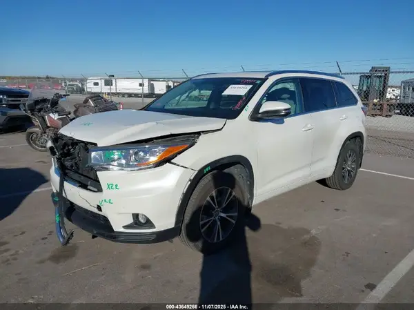 5TDJKRFH7GS316356 2016 TOYOTA HIGHLANDER - Image 2