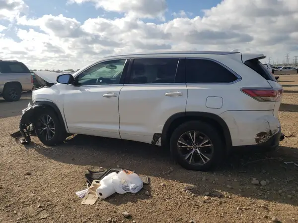 5TDJKRFH7GS318656 2016 TOYOTA HIGHLANDER - Image 2