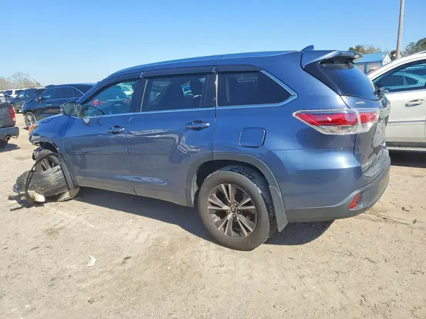5TDJKRFH7GS319953 2016 TOYOTA HIGHLANDER - Image 2