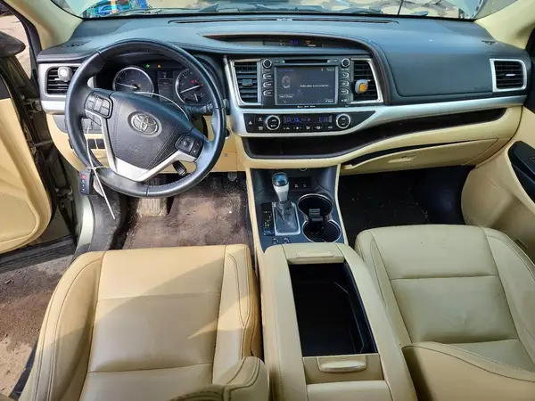 5TDJKRFH7GS330046 2016 TOYOTA HIGHLANDER - Image 8
