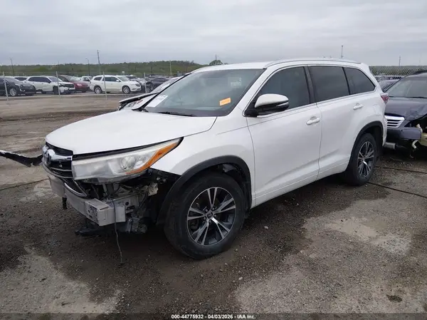 5TDJKRFH7GS332783 2016 TOYOTA HIGHLANDER - Image 2