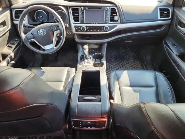 5TDJKRFH7GS336235 2016 TOYOTA HIGHLANDER - Image 8