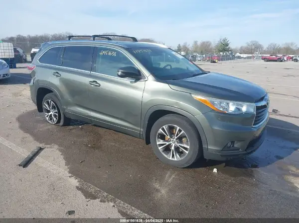 5TDJKRFH7GS338888 2016 TOYOTA HIGHLANDER - Image 1