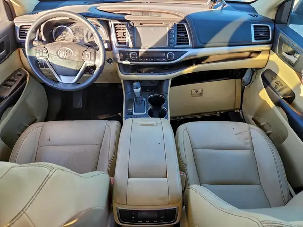 5TDJKRFH7GS338907 2016 TOYOTA HIGHLANDER - Image 8