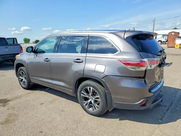 5TDJKRFH7GS339507 2016 TOYOTA HIGHLANDER - Image 2