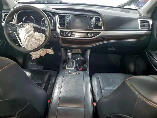 5TDJKRFH7GS346859 2016 TOYOTA HIGHLANDER - Image 8