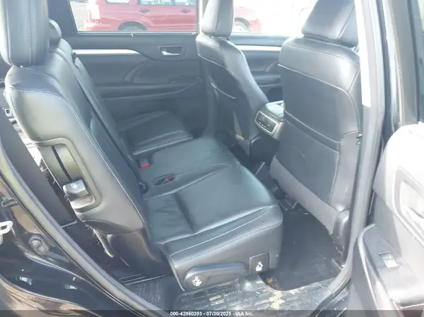 5TDJKRFH7GS500406 2016 TOYOTA HIGHLANDER - Image 8