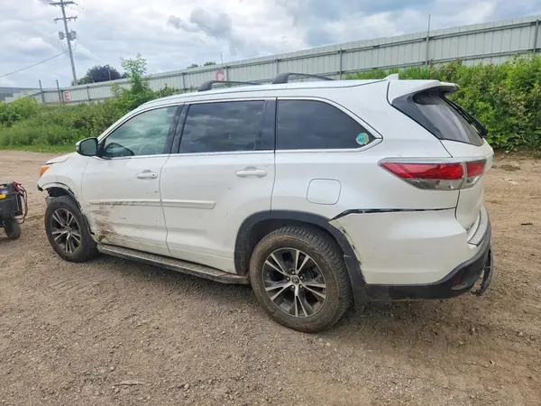 5TDJKRFH8GS226116 2016 TOYOTA HIGHLANDER - Image 2