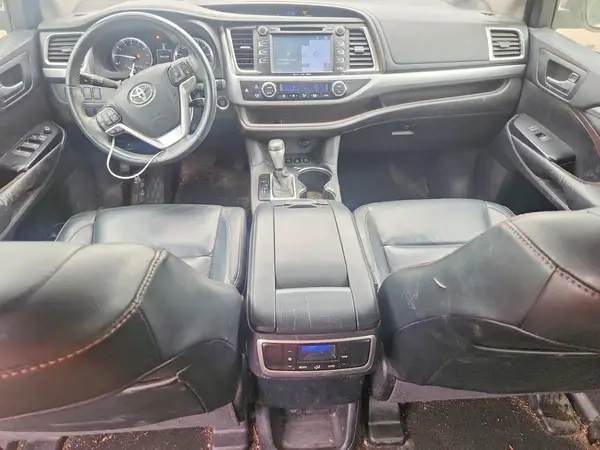 5TDJKRFH8GS226116 2016 TOYOTA HIGHLANDER - Image 8