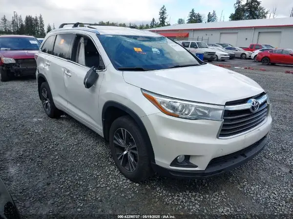 5TDJKRFH8GS229615 2016 TOYOTA HIGHLANDER - Image 1