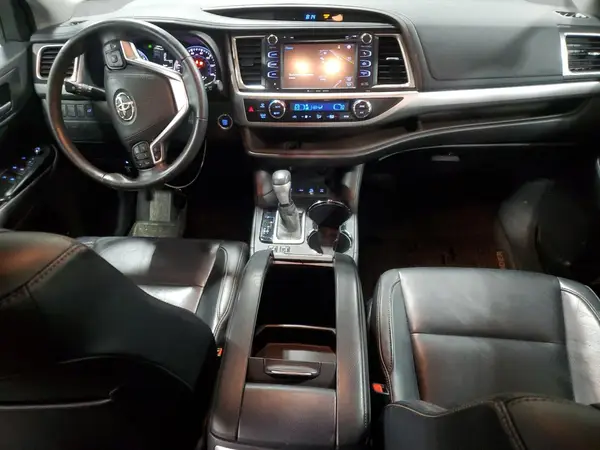 5TDJKRFH8GS230389 2016 TOYOTA HIGHLANDER - Image 8