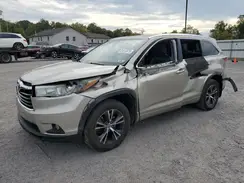 5TDJKRFH8GS230974 2016 TOYOTA HIGHLANDER