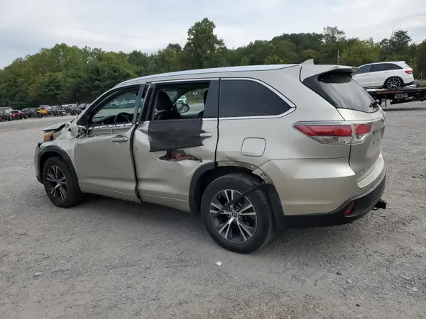 5TDJKRFH8GS230974 2016 TOYOTA HIGHLANDER - Image 2