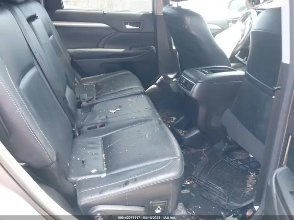 5TDJKRFH8GS231543 2016 TOYOTA HIGHLANDER - Image 8