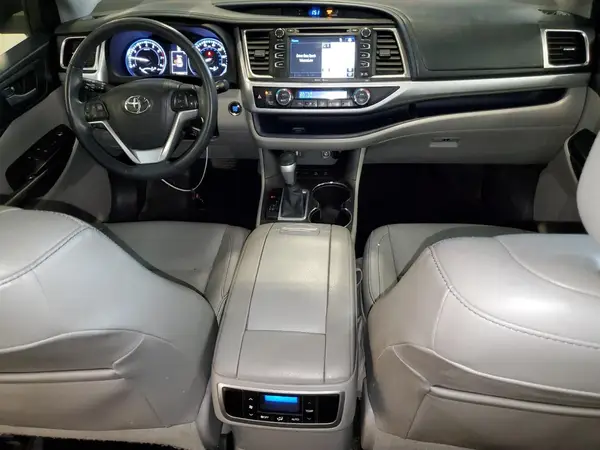 5TDJKRFH8GS233356 2016 TOYOTA HIGHLANDER - Image 8