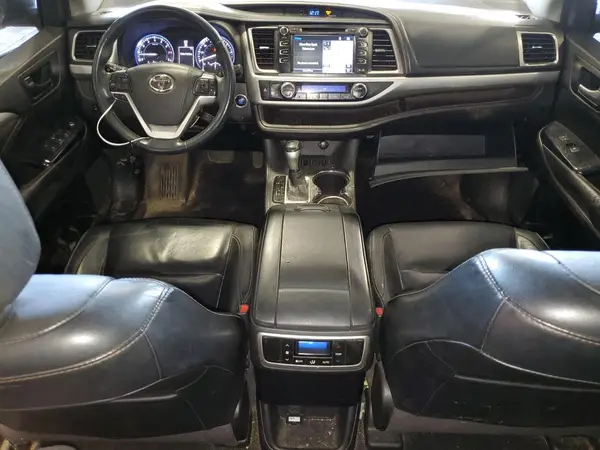5TDJKRFH8GS236807 2016 TOYOTA HIGHLANDER - Image 8