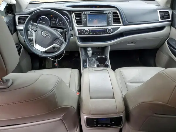5TDJKRFH8GS240212 2016 TOYOTA HIGHLANDER - Image 8