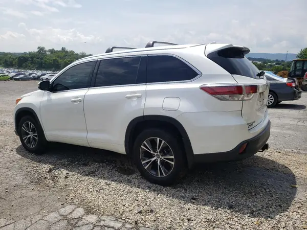 5TDJKRFH8GS243482 2016 TOYOTA HIGHLANDER - Image 2