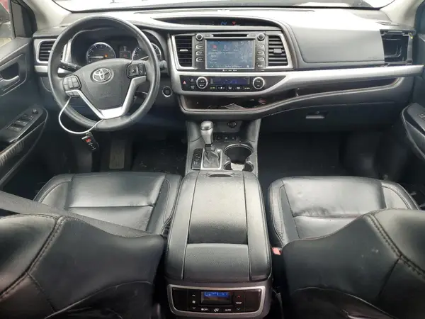 5TDJKRFH8GS252540 2016 TOYOTA HIGHLANDER - Image 8