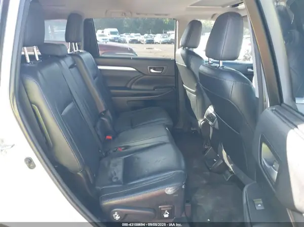 5TDJKRFH8GS253123 2016 TOYOTA HIGHLANDER - Image 8
