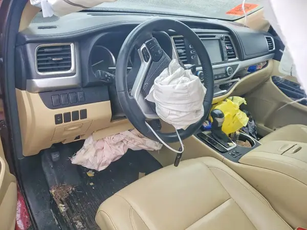 5TDJKRFH8GS253543 2016 TOYOTA HIGHLANDER - Image 8