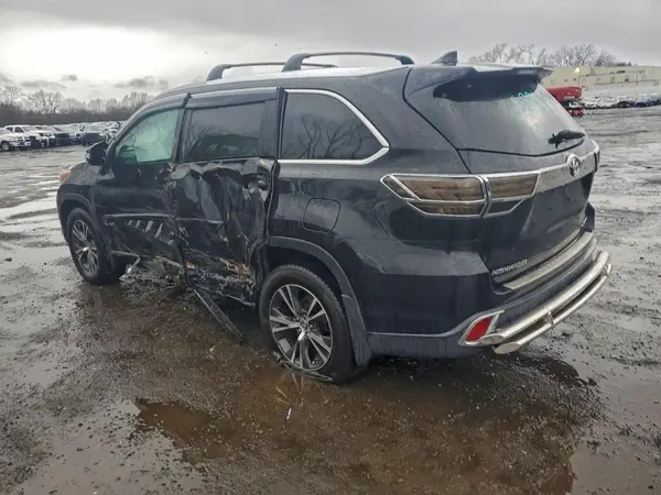5TDJKRFH8GS267572 2016 TOYOTA HIGHLANDER - Image 2