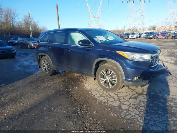 5TDJKRFH8GS271850 2016 TOYOTA HIGHLANDER - Image 1