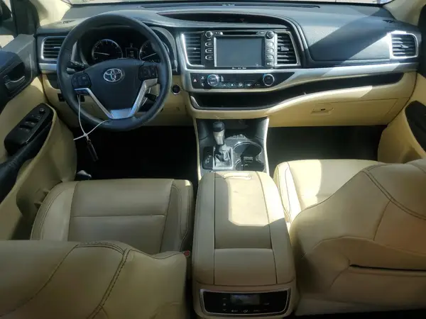 5TDJKRFH8GS275901 2016 TOYOTA HIGHLANDER - Image 8
