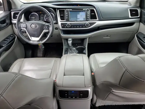 5TDJKRFH8GS287286 2016 TOYOTA HIGHLANDER - Image 8