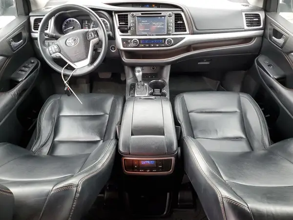 5TDJKRFH8GS287742 2016 TOYOTA HIGHLANDER - Image 8