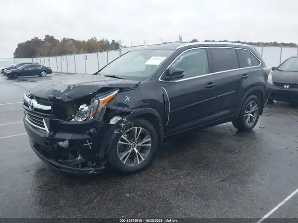 5TDJKRFH8GS291967 2016 TOYOTA HIGHLANDER - Image 2