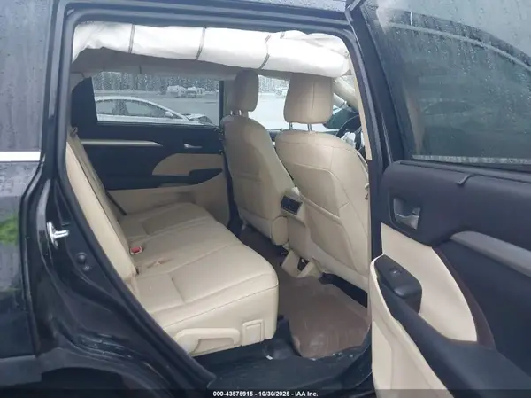 5TDJKRFH8GS291967 2016 TOYOTA HIGHLANDER - Image 8