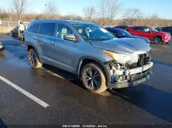 5TDJKRFH8GS294982 2016 TOYOTA HIGHLANDER