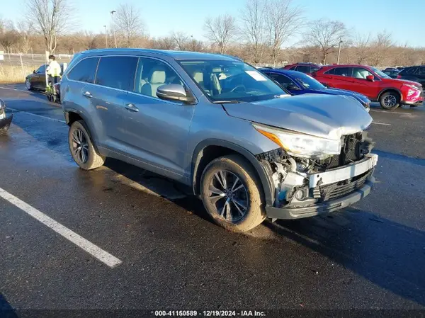 5TDJKRFH8GS294982 2016 TOYOTA HIGHLANDER - Image 1