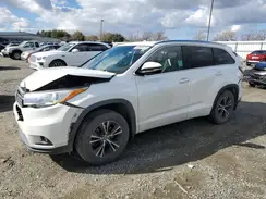 5TDJKRFH8GS305415 2016 TOYOTA HIGHLANDER