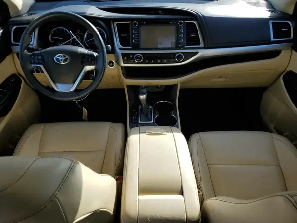 5TDJKRFH8GS307665 2016 TOYOTA HIGHLANDER - Image 8