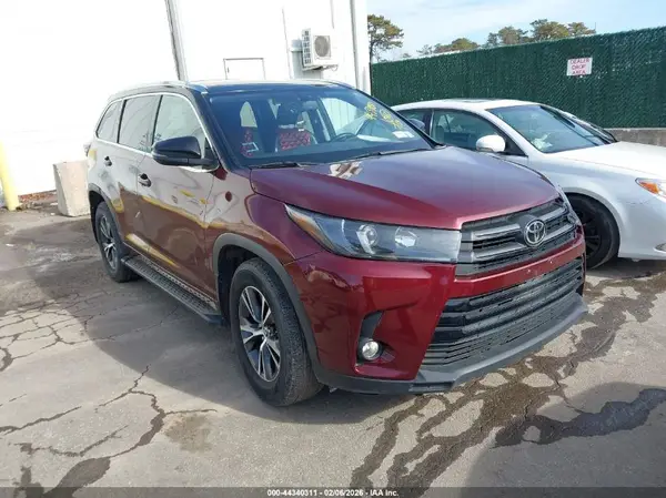 5TDJKRFH8GS315071 2016 TOYOTA HIGHLANDER - Image 1