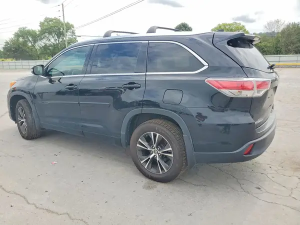 5TDJKRFH8GS330606 2016 TOYOTA HIGHLANDER - Image 2