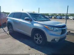 5TDJKRFH8GS330928 2016 TOYOTA HIGHLANDER