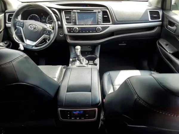 5TDJKRFH8GS332386 2016 TOYOTA HIGHLANDER - Image 8