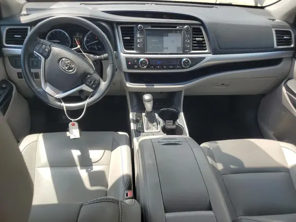 5TDJKRFH8GS345669 2016 TOYOTA HIGHLANDER - Image 8