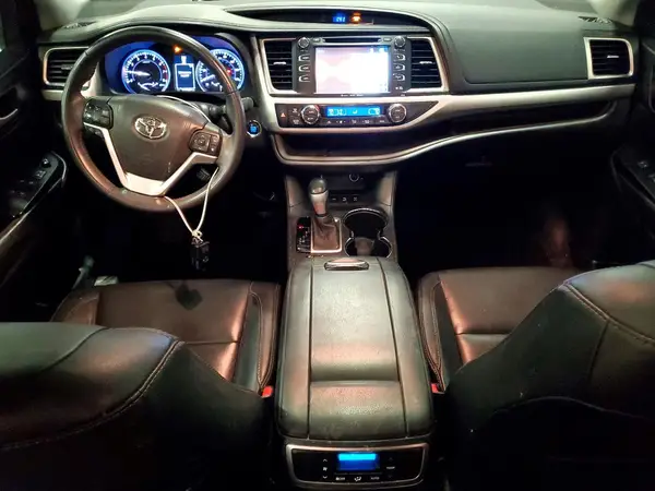 5TDJKRFH8GS346417 2016 TOYOTA HIGHLANDER - Image 8