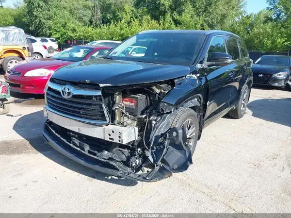 5TDJKRFH8GS347602 2016 TOYOTA HIGHLANDER - Image 2