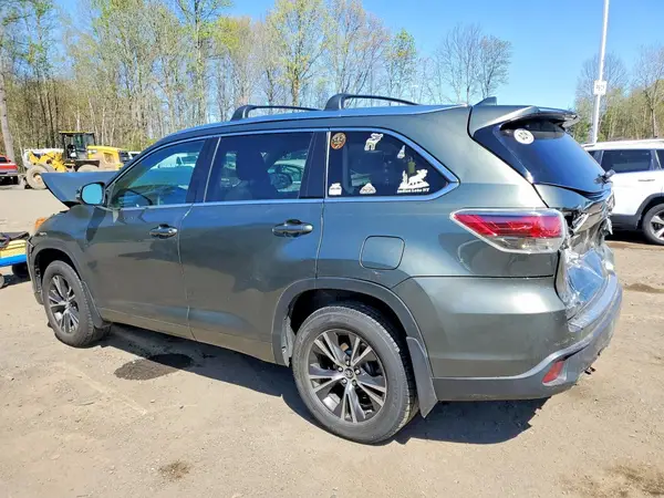 5TDJKRFH8GS347700 2016 TOYOTA HIGHLANDER - Image 2
