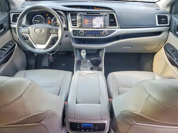 5TDJKRFH8GS347700 2016 TOYOTA HIGHLANDER - Image 8