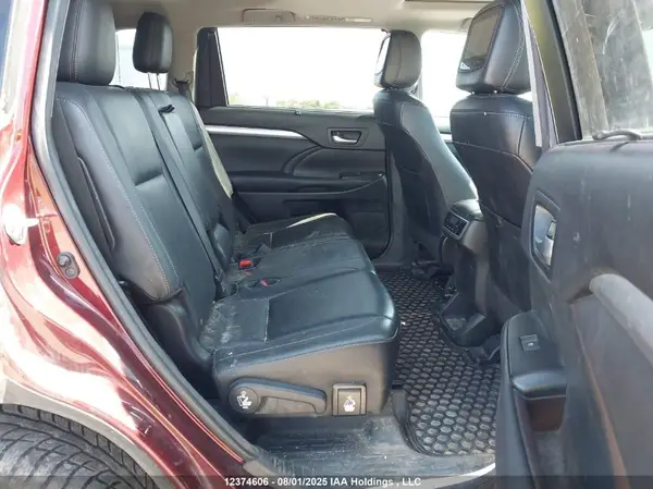 5TDJKRFH8GS355232 2016 TOYOTA HIGHLANDER - Image 8