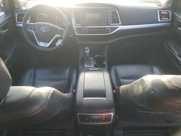 5TDJKRFH8GS500401 2016 TOYOTA HIGHLANDER - Image 8